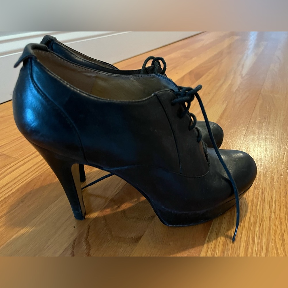 Nine West platform 7.5